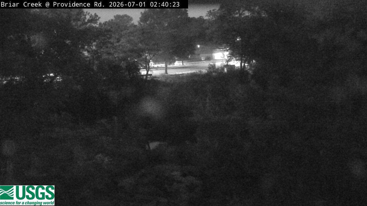 Providence Road Area, NC - USGS River webcams - Briar Creek at Providence Road, Charlotte, NC  (02146449)